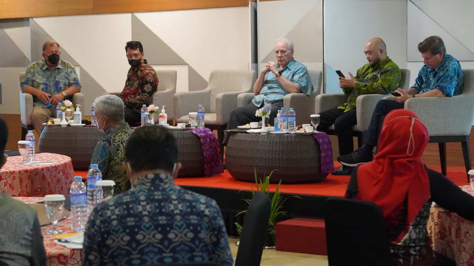 Wakili Pemkab Kapuas Hulu, Ambrosius Sadau Hadiri Symposium Kratom Sustainability di Pontianak