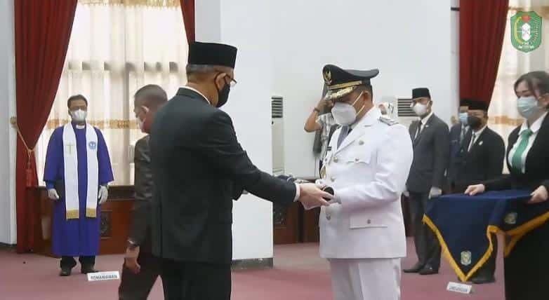 Duduki Kursi Empuk Wakil Bupati Sintang, Melkianus Siap Lanjutkan Tugas-tugas Almarhum yang Belum Selesai