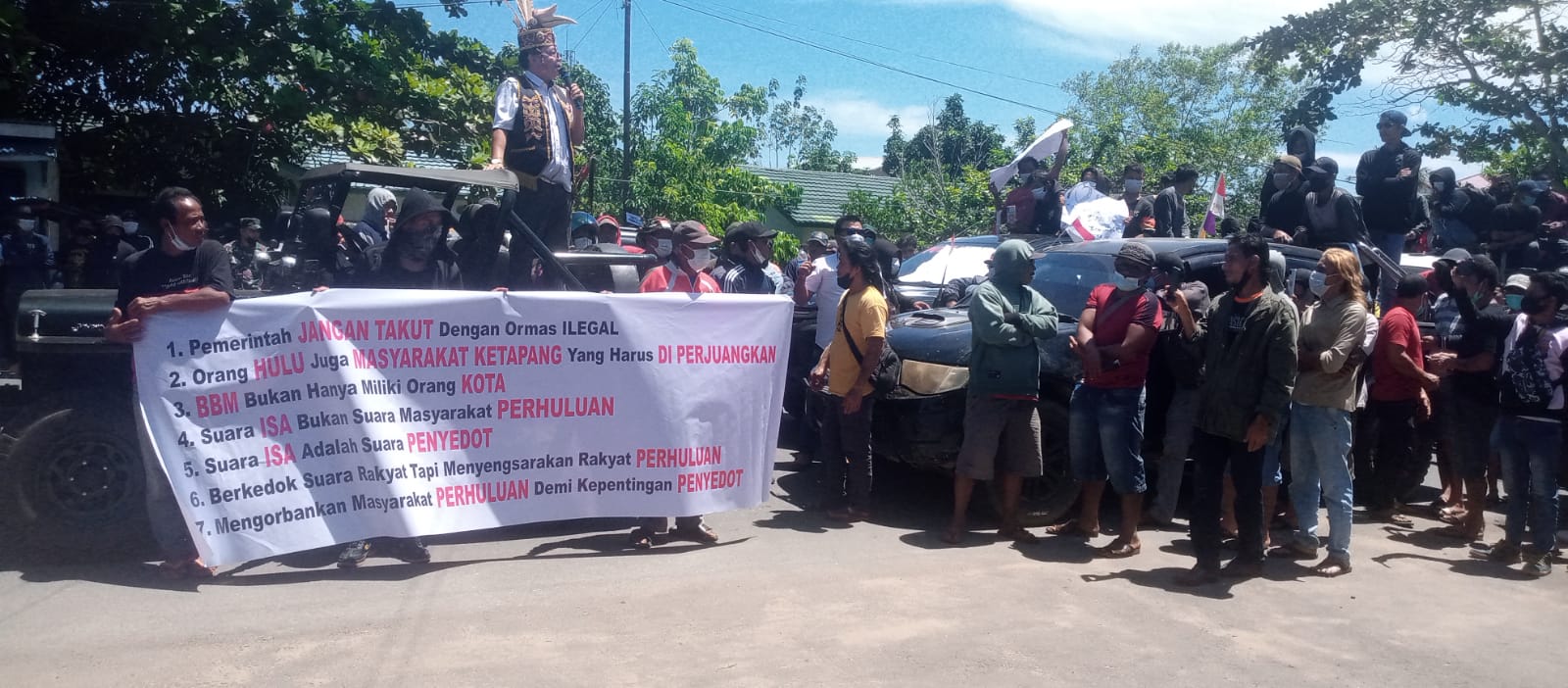 BBM Langka, Ratusan Massa Demo ke DPRD Ketapang