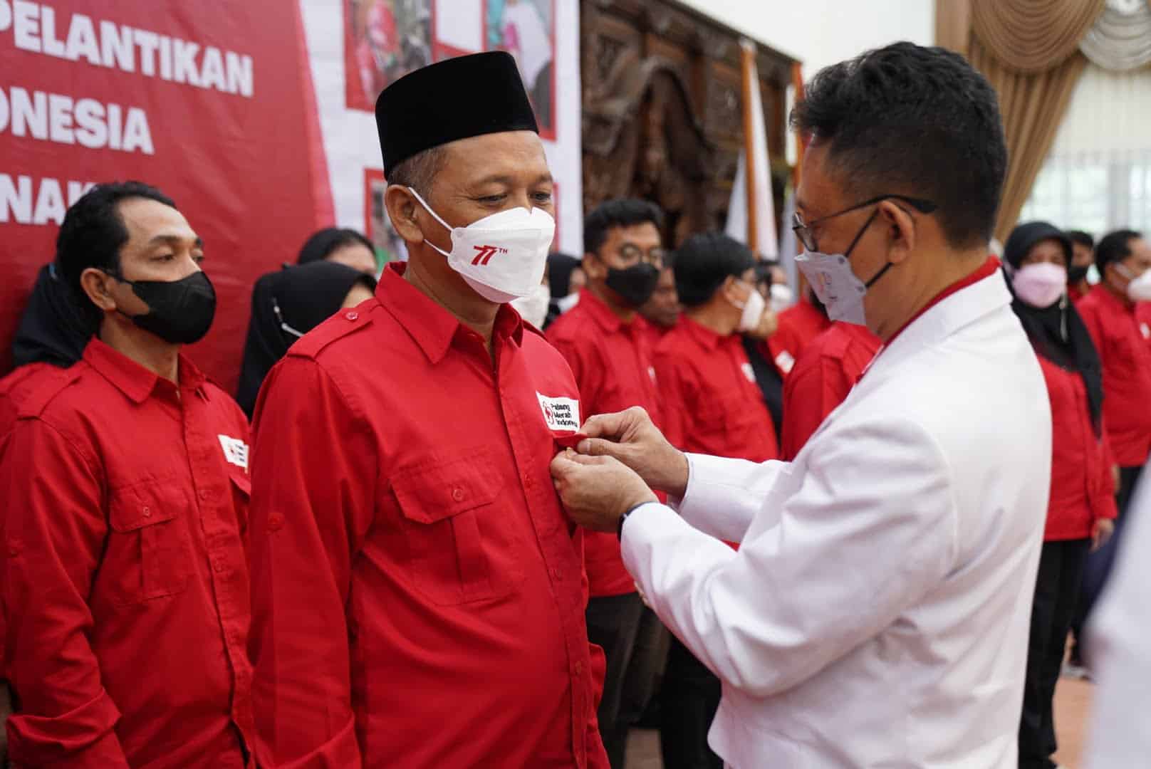 Wali Kota Lantik Pengurus PMI Kecamatan se-Kota Pontianak 2022-2027