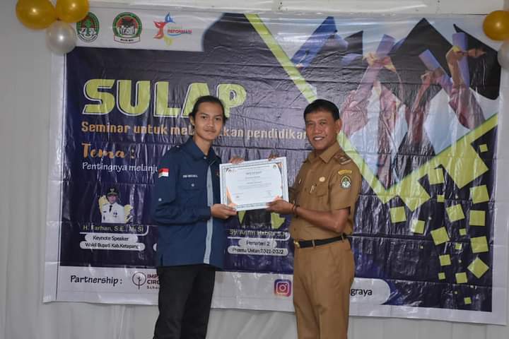 Buka Seminar Pendidikan, Wabup Ketapang Sebut Pendidikan Investasi Terbesar Generasi Muda