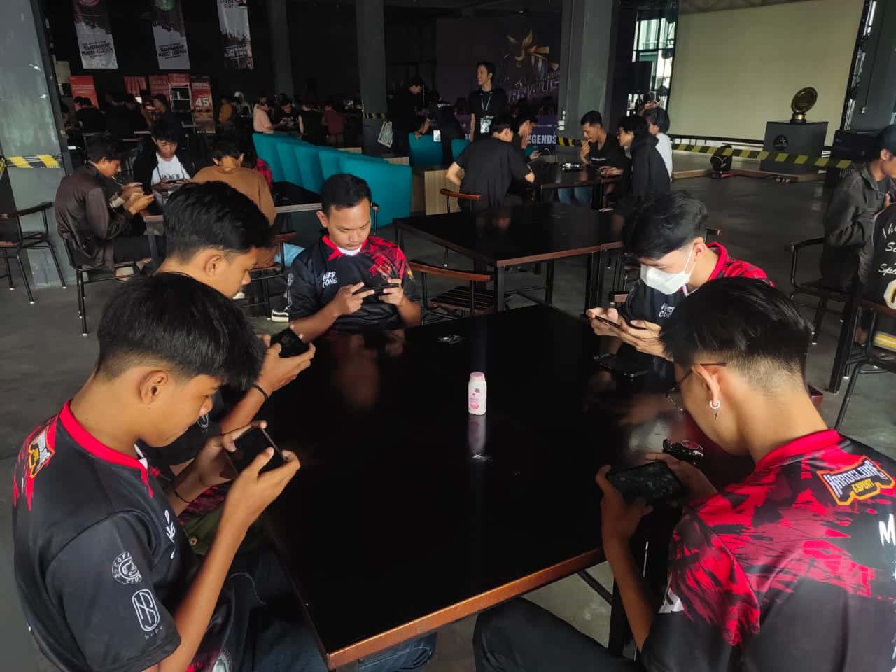 4 Tim Lolos Semifinal Turnamen Mobile Legends Piala Gubernur Kalbar 