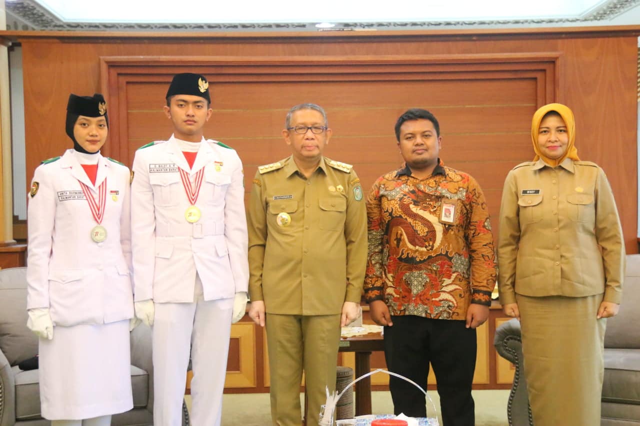 Gubernur Sutarmidji Sambut Kedatangan 2 Paskibraka HUT RI ke-77 Asal Kalbar