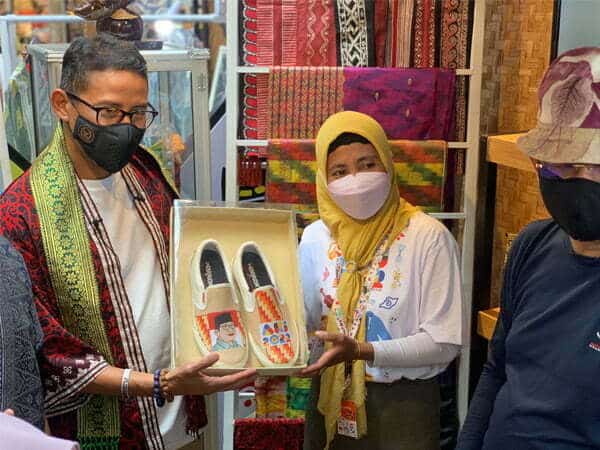 Inisiatif Menteri Sandiaga Uno Gelar Program AKI sebagai Upaya Akselerasi Pemulihan Ekraf yang Terdampak Pandemi