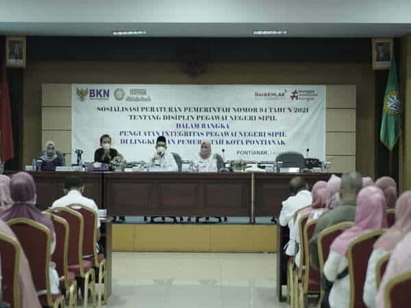 Sekda Pontianak Minta Pegawai Tingkatkan Disiplin Demi Kualitas Pelayanan Publik