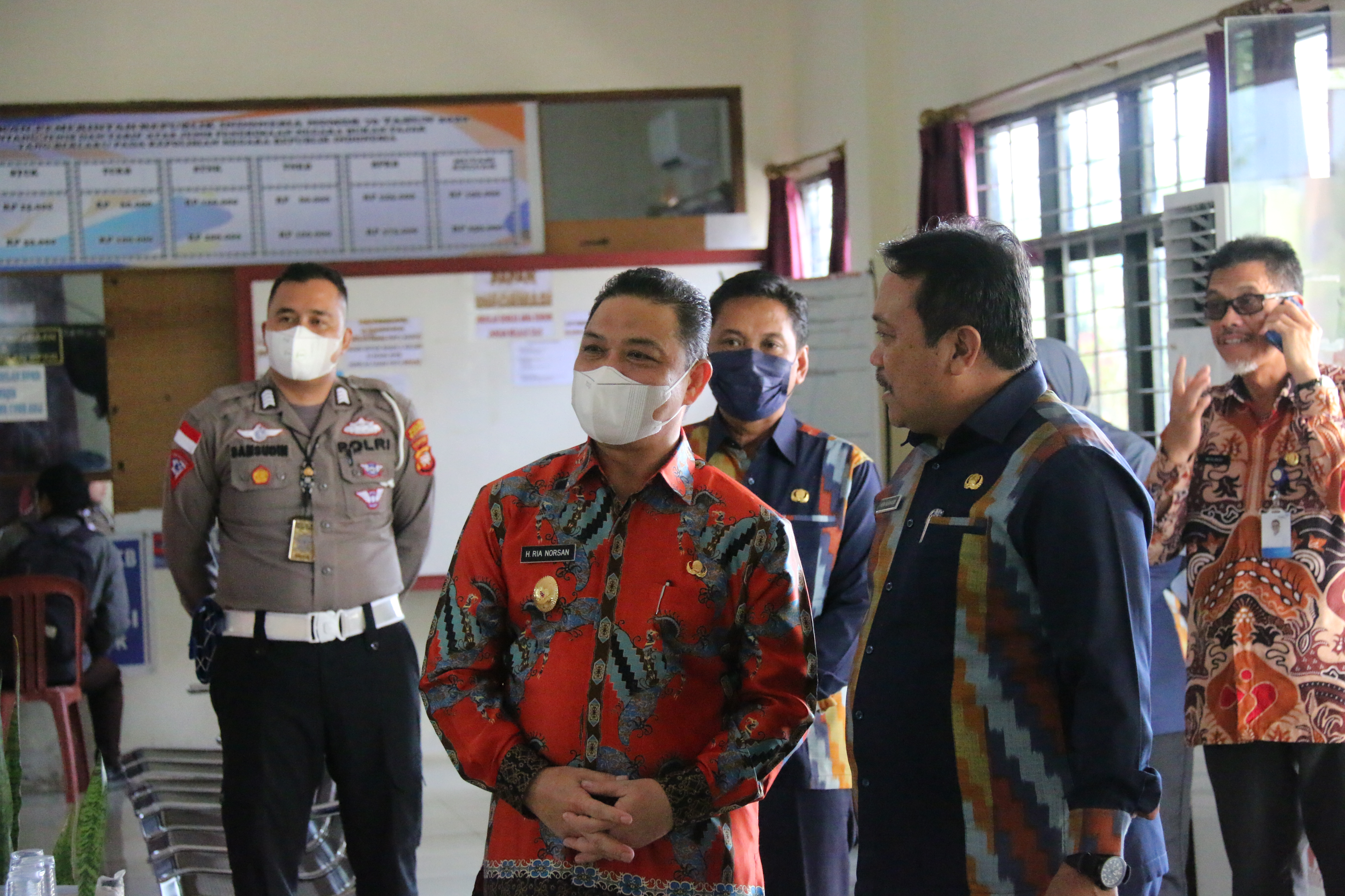 Kunjungi Samsat Sanggau, Wagub Pastikan Pelayanan Harus Tetap Berjalan Baik