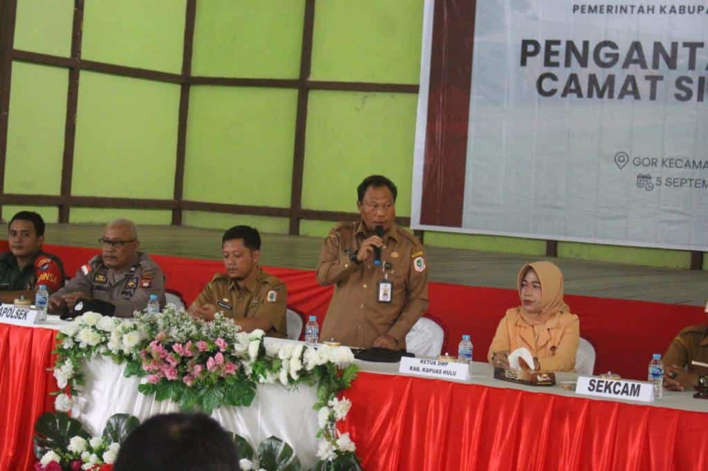 Sekda Kapuas Hulu Hadiri Pengantar Tugas Camat Silat Hulu
