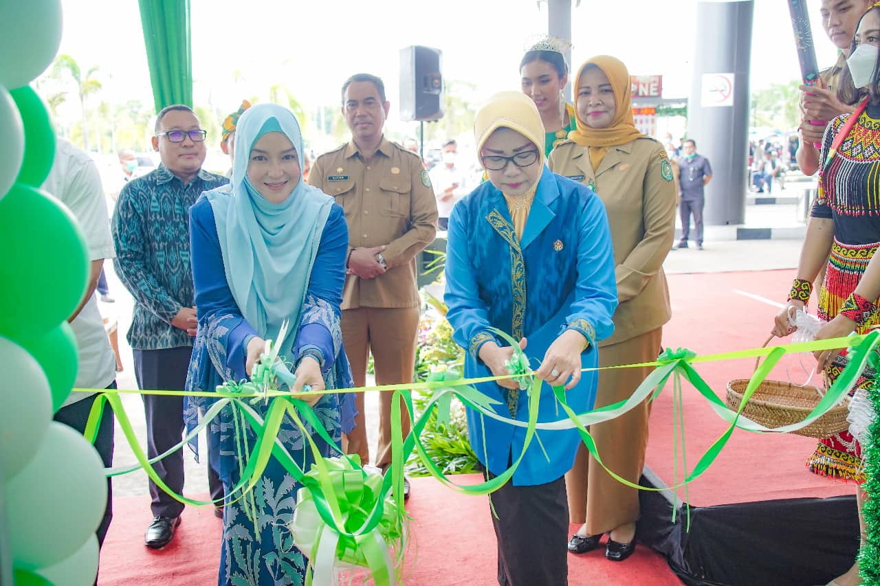 Disporapar Luncurkan TIC di Bandara Supadio, Bukti Kalbar Siap Jadi Tuan Rumah BIMP-EAGA ke-25