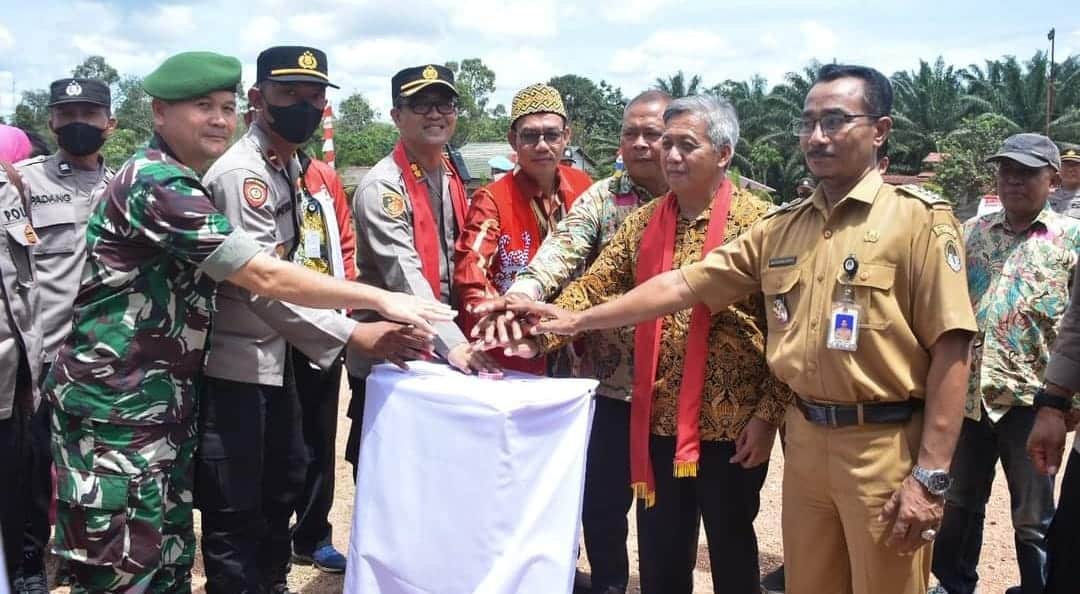 Kapolres Ketapang Resmikan Polsubsektor di Kecamatan Air Upas 