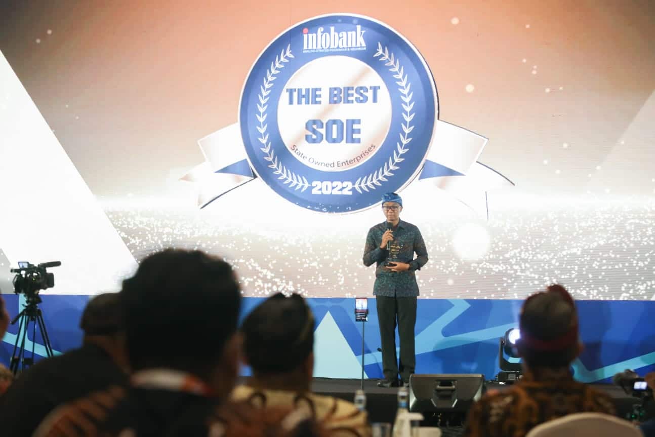 PLN Sabet Penghargaan The Best SOE in Digital Service Transformation 2022 