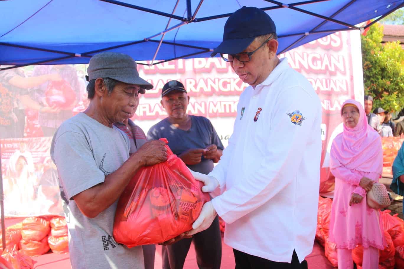 Gubernur Midji Minta Perusahaan-perusahaan Bergerak Bantu Korban Banjir 