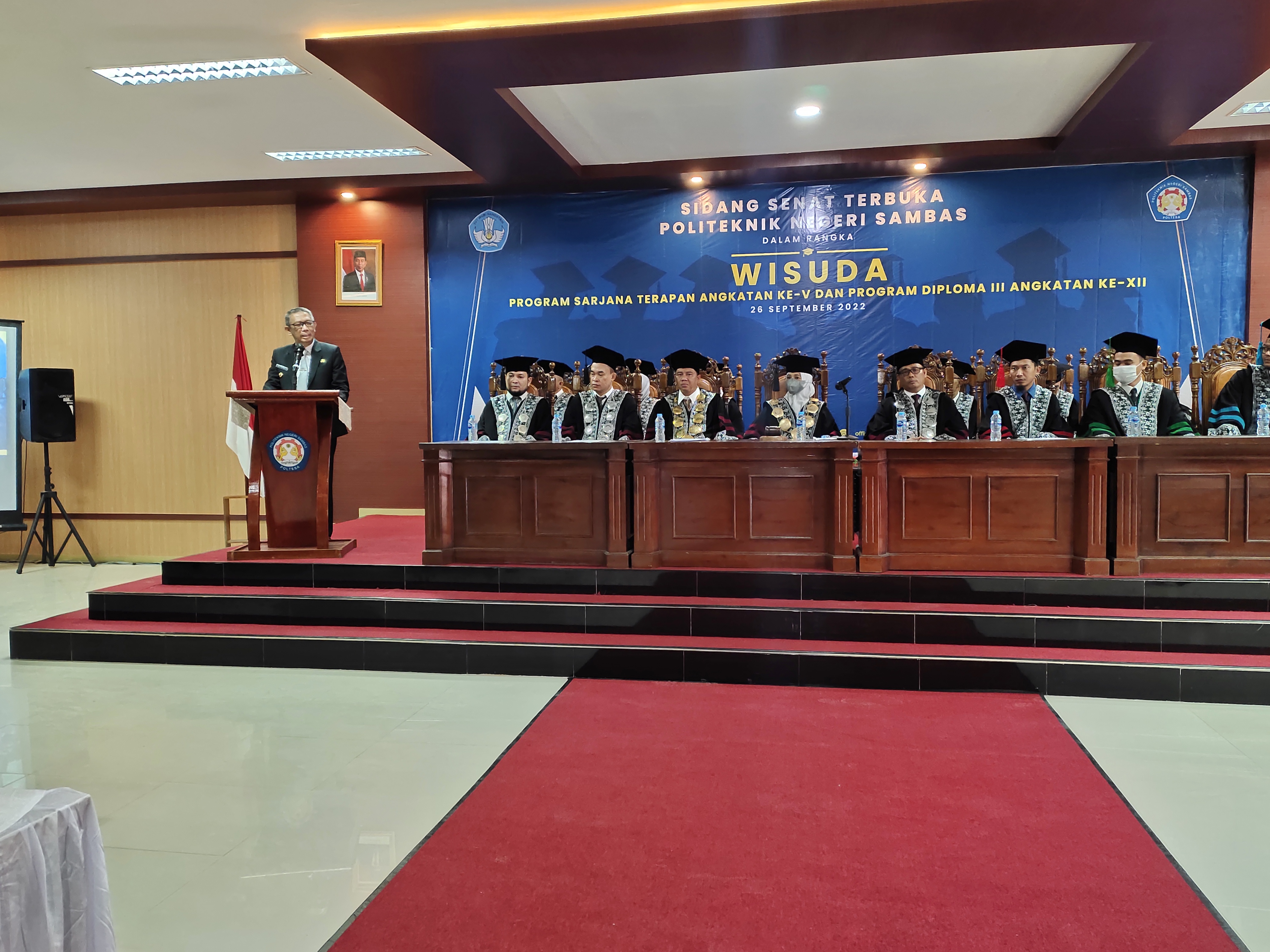 Hari Keempat di Sambas, Sutarmidji Motivasi Wisudawan Poltesa