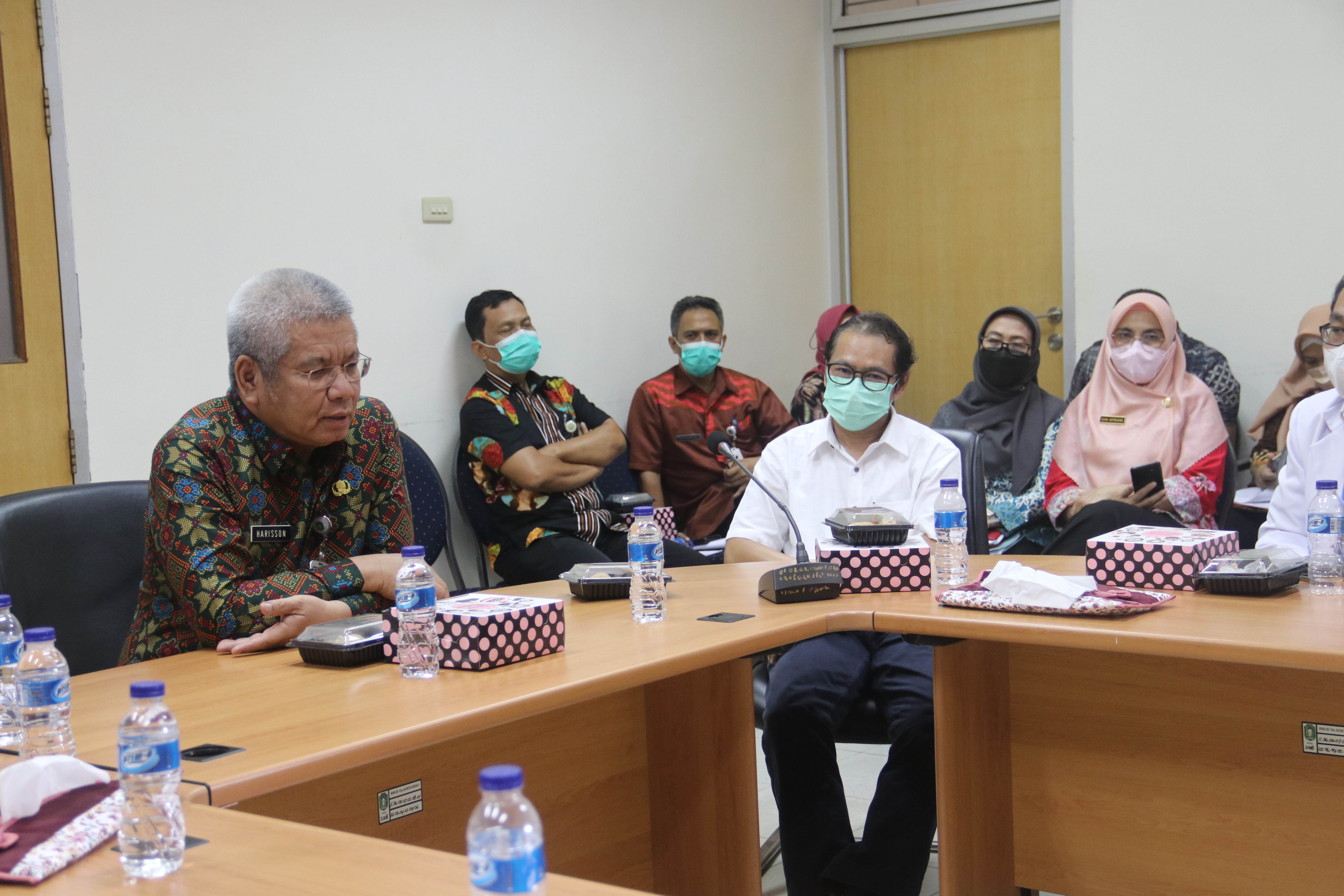 Pimpin Rapat Evaluasi, Sekda Kalbar Minta RSUD Soedarso Terus Tingkatkan Pelayanan