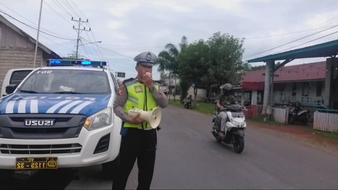 Jelang Ops Zebra Kapuas 2022, Personel Satlantas Polres Kapuas Hulu Gencar Lakukan Sosialisasi