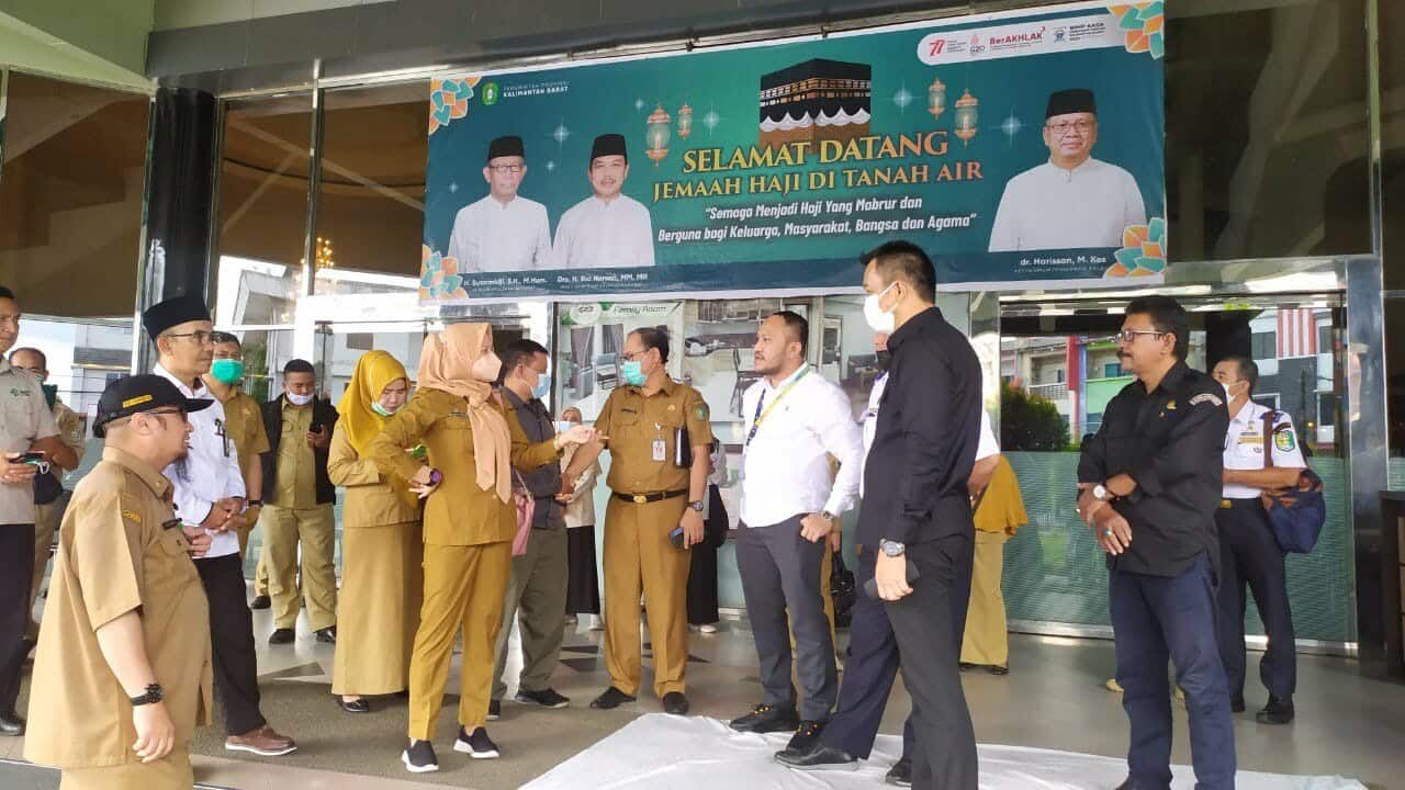 Kadinkes Kalbar Tinjau Kepulangan Jemaah Haji di Hotel Kapuas Palace