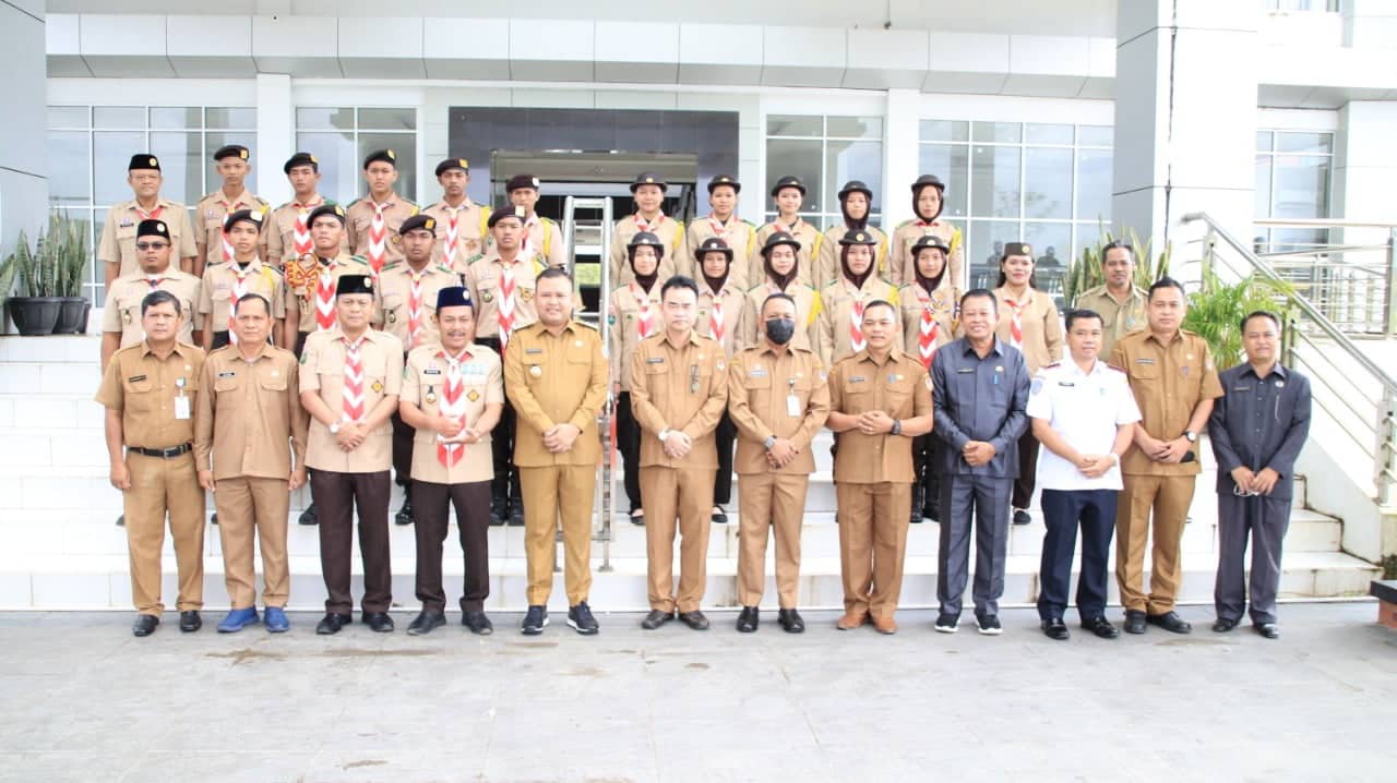 Bupati Melawi Lepas Kontingen Perkemahan Wirakarya Daerah