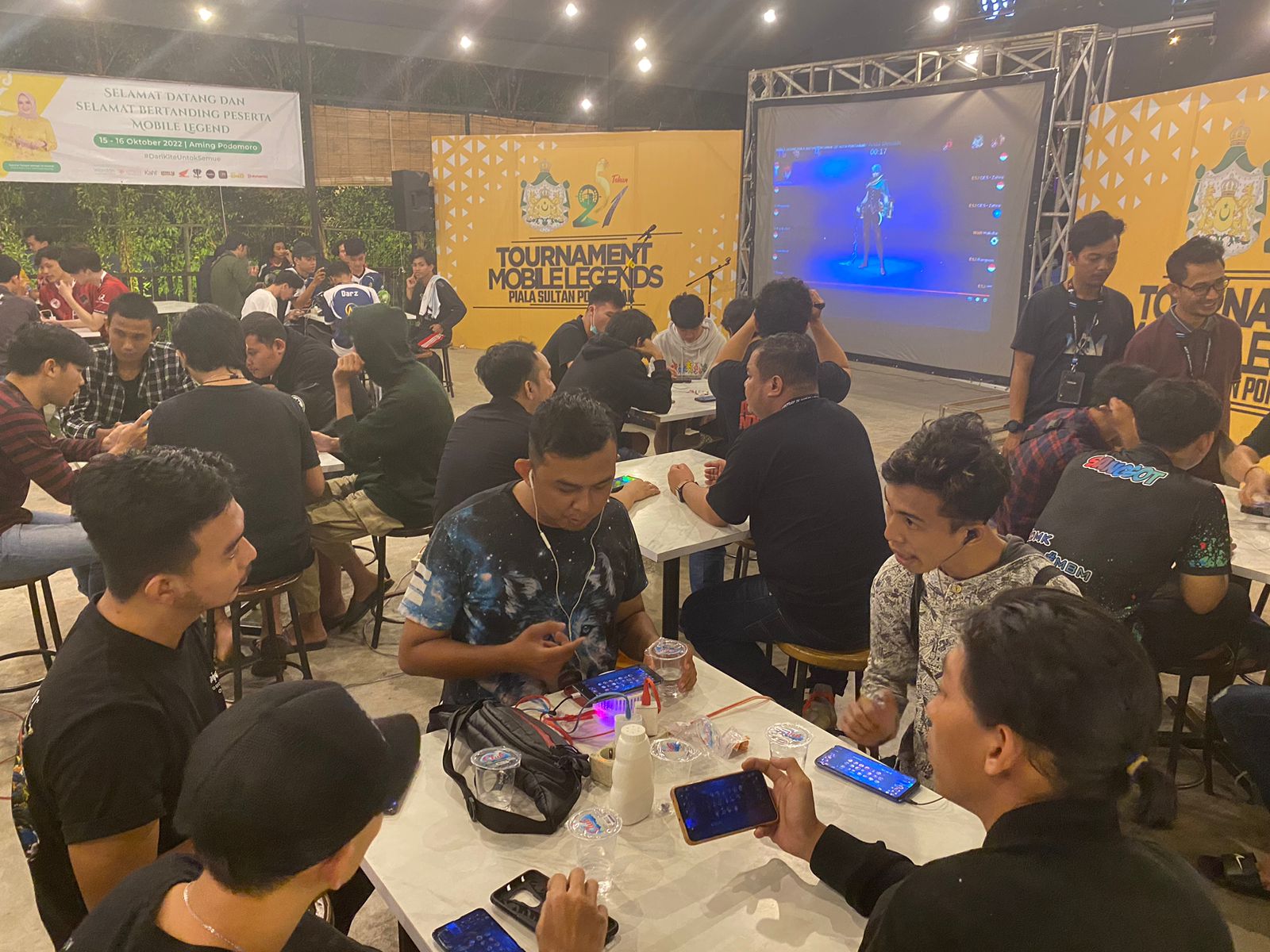 ESJ Icon Tantang Juara Turnamen Mobile Legends Piala Gubernur Kalbar di Piala Sultan Pontianak