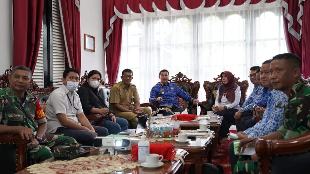 Tepian Sungai Kapuas Putussibau Akan Dibangun Waterfront 