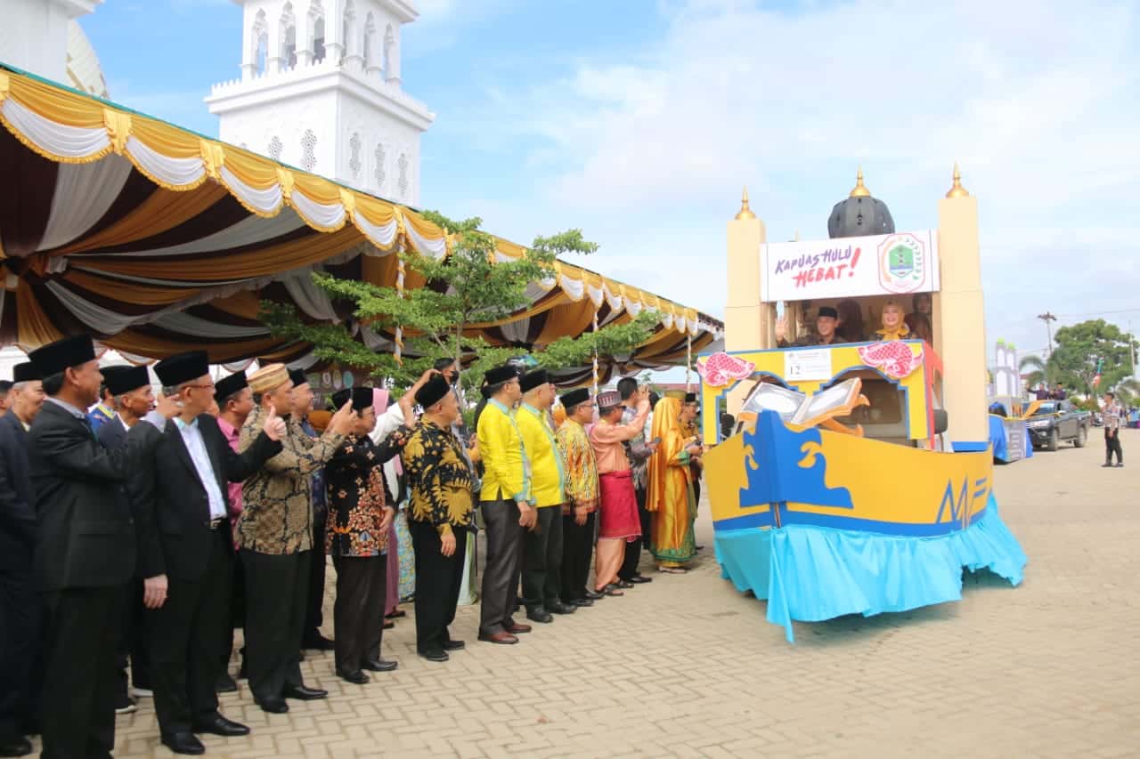 Lepas Pawai Taaruf, Sutarmidji Sebut MTQ XXX Kalbar di Ketapang Semarak dan Berkesan