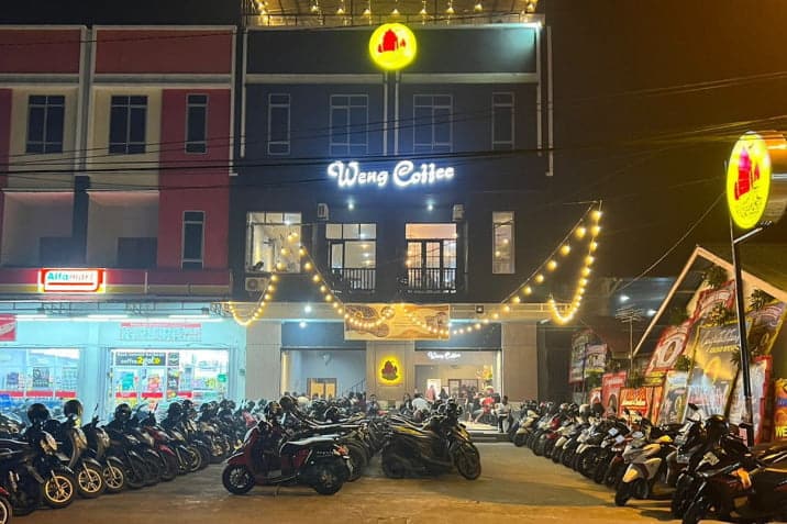 Weng Coffee Pontianak Gelar Nobar Piala Dunia 2022 Qatar