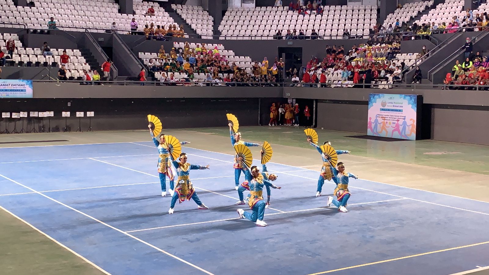 Tim Senam Kalbar Tampil Memukau di Piala Ibu Negara 2022