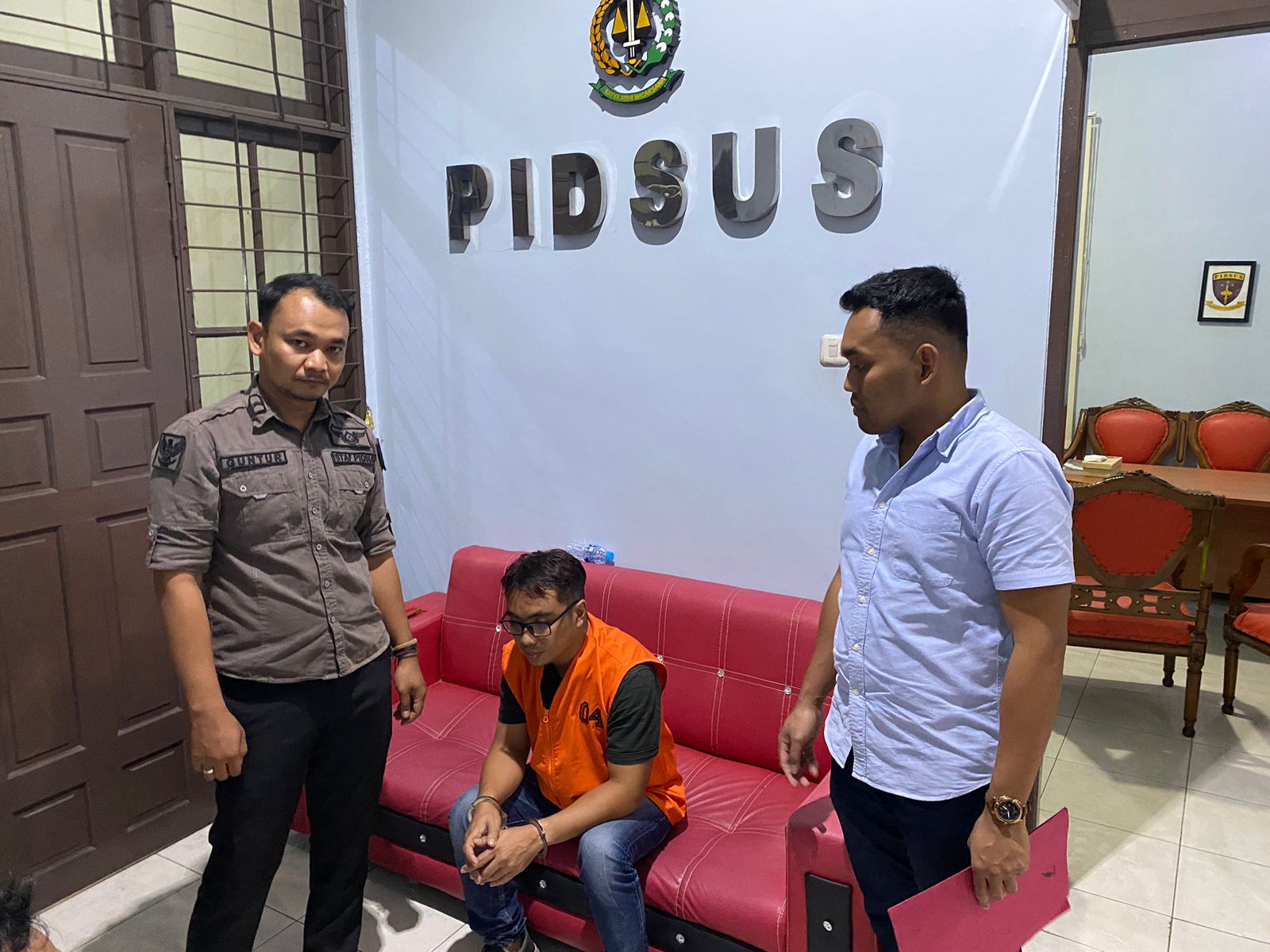 Kejari Pontianak Tahan Konsultan Perencana Pembangunan Instalasi Pengolahan Air Limbah Lindi TPA Sampah