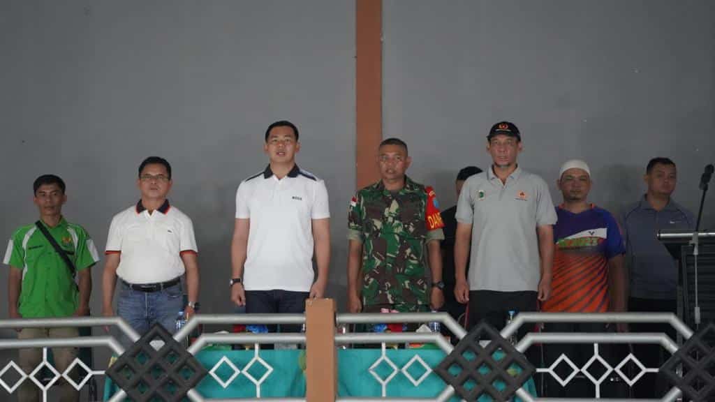 Bupati Fransiskus Diaan Tutup Kejuaraan Badminton se-Kapuas Hulu, Diikuti 188 Atlet