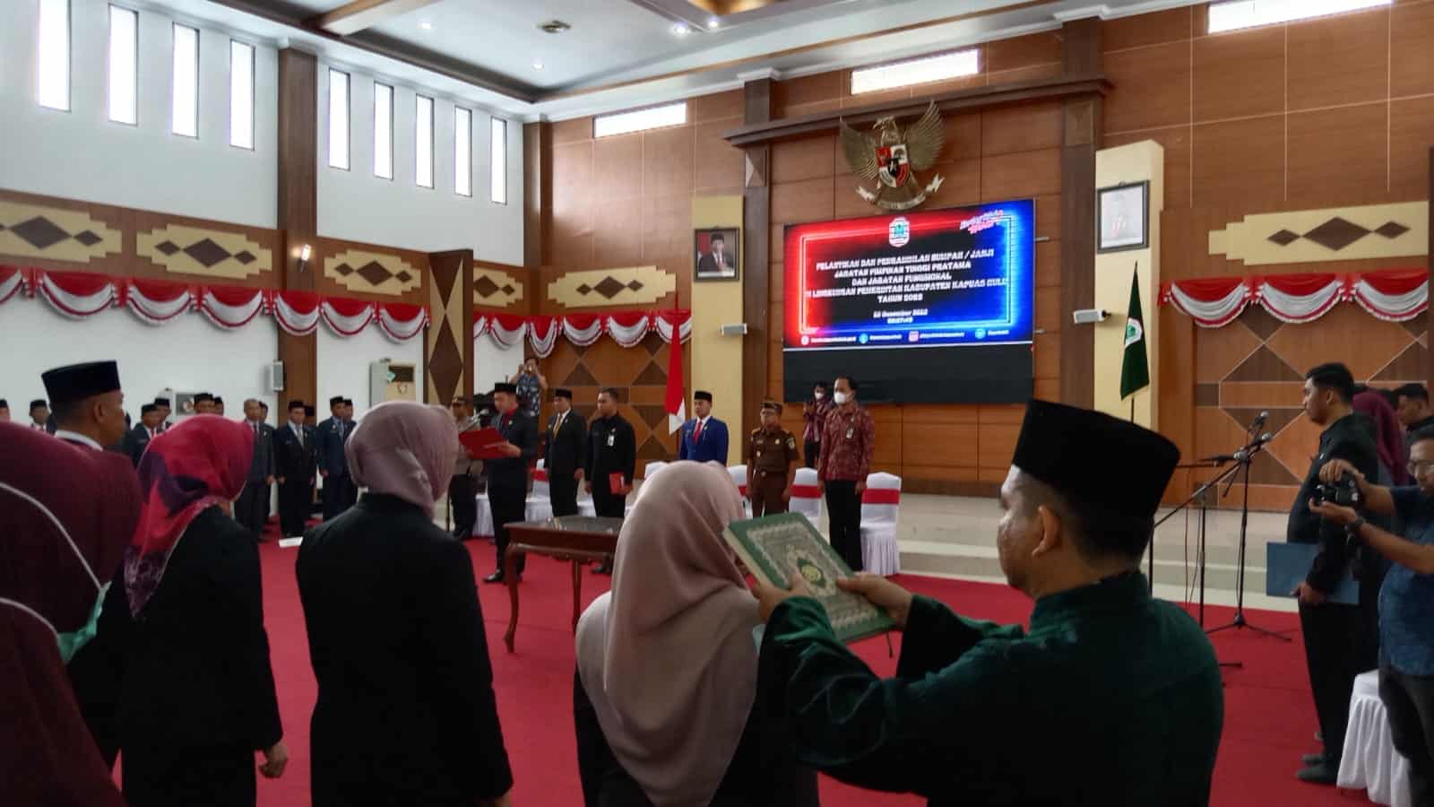Bupati Kapuas Hulu Tegaskan Pejabat yang Dilantik Akan Dipantau Serta Dievaluasi Secara Periodik