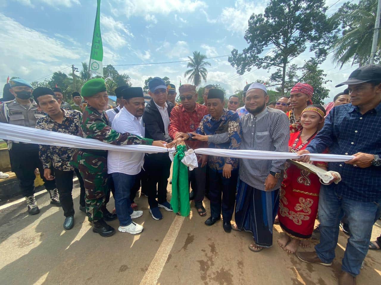 Peresmian Jembatan Korek, Sutarmidji: Dulu Jalan di Sini Seperti "Shirathal Mustaqim"