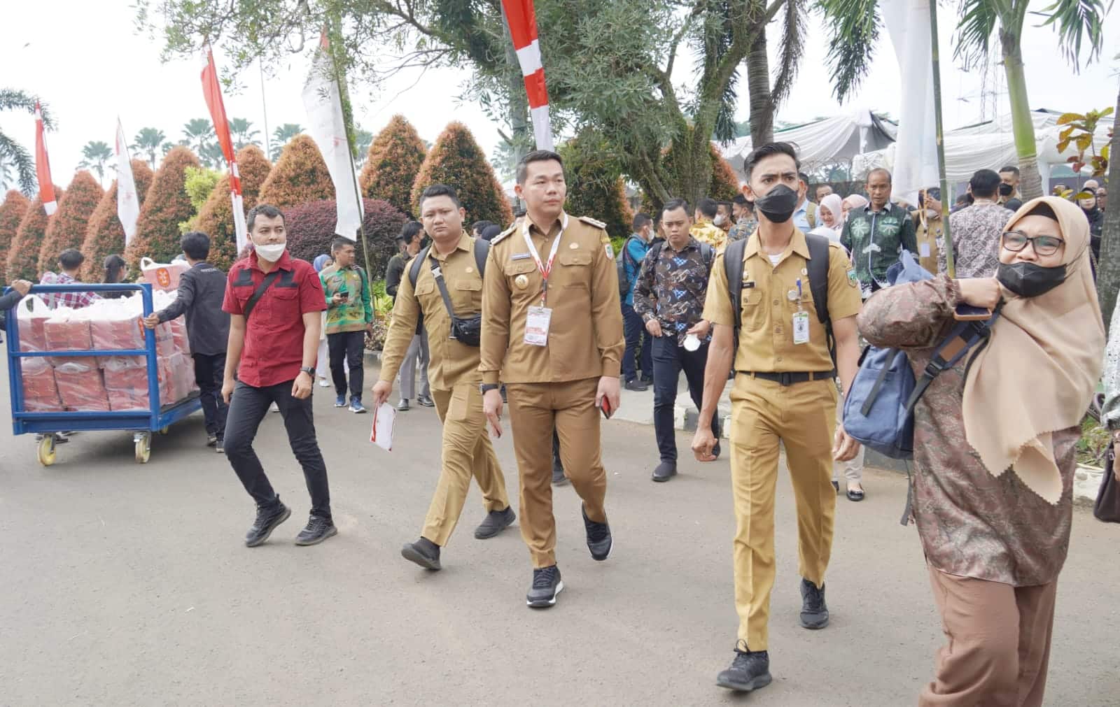 Penuhi Undangan Jokowi, Bupati Kapuas Hulu Hadiri Rakornas Pertumbuhan Ekonomi dan Pengendalian Inflasi di SICC Bogor