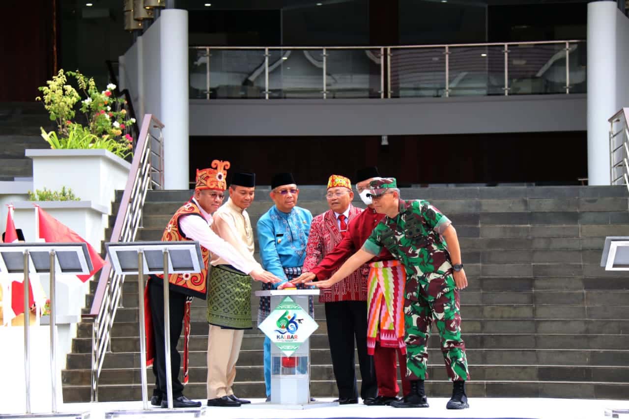 HUT Pemprov Kalbar ke-66, Gubernur Sutarmidji Resmikan Kantor Terpadu
