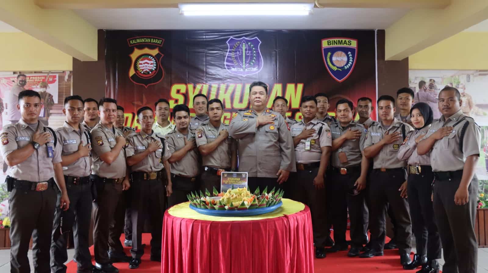 Kapolres Kapuas Hulu Pimpin Upacara HUT Satpam ke-42, Angkat Tema Sinergitas Satpam dan Polri