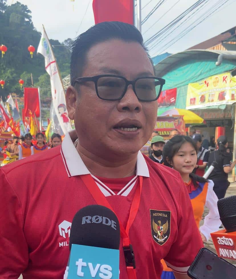 Ratusan Tatung dan Artis Mandarin Internasional Semarakkan Perayaan Cap Go Meh di Pemangkat