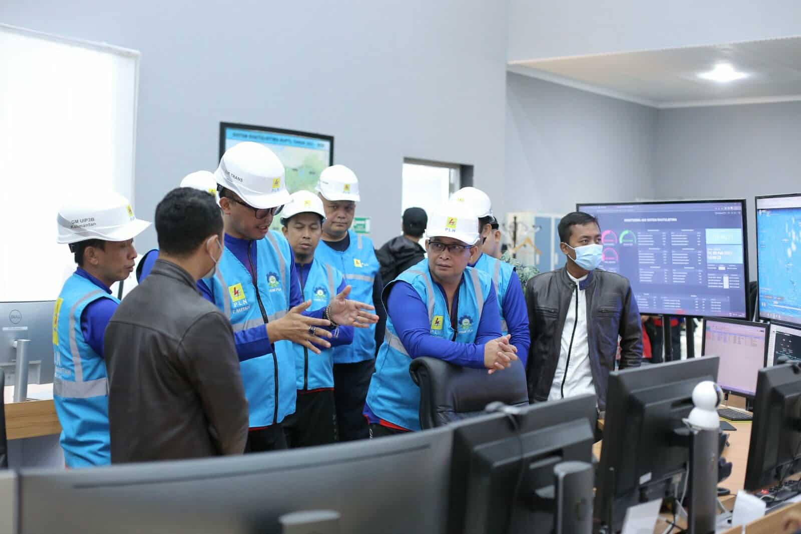 Direksi PLN Pastikan Progres Interkoneksi Kelistrikan Kalbar - Kalteng Sesuai Rencana