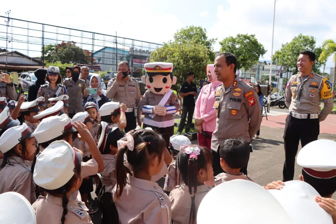 Melalui Polisi Sahabat Anak, Cara Polres Ketapang Tanamkan Disiplin Berlalu Lintas Sejak Dini