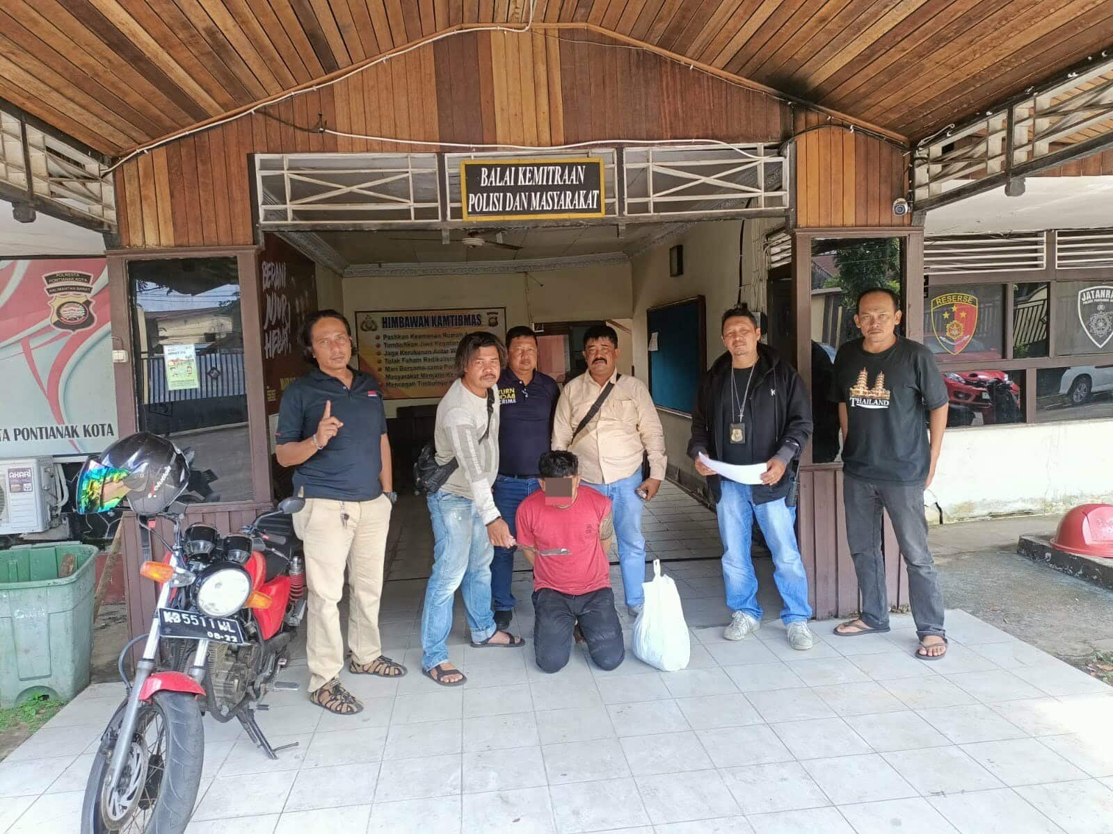 Kurang dari 24 Jam, Perampok Minimarket di Sungai Kakap Berhasil Diringkus Polisi