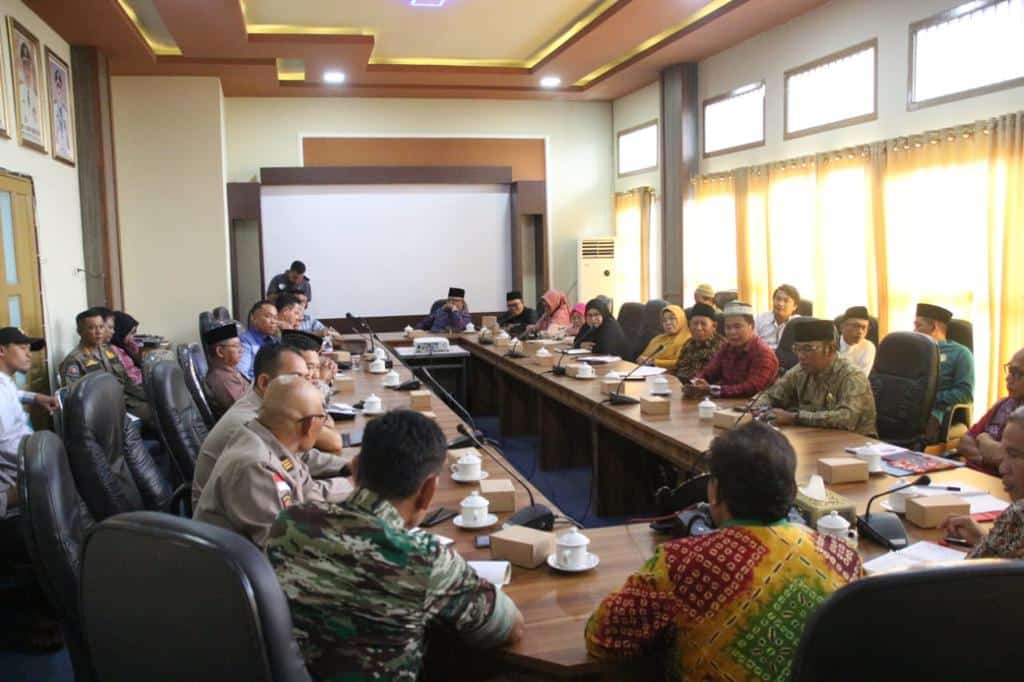 Sekda Kapuas Hulu Pimpin Rapat Persiapan Tabligh Akbar Ustadz Abdul Somad 