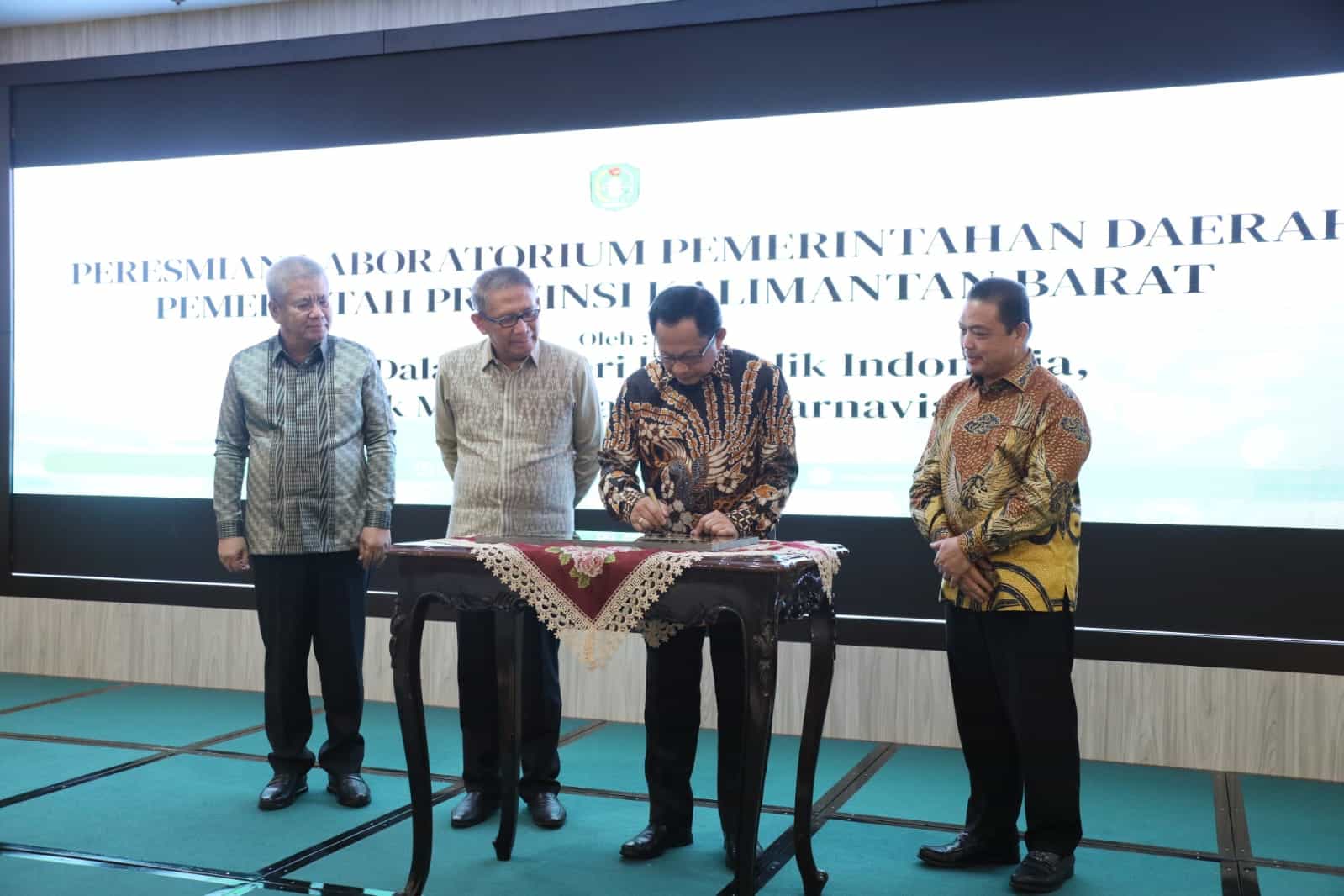 Mendagri Puji Gebrakan Gubernur Sutarmidji Bangun Laboratorium Pemerintahan Daerah