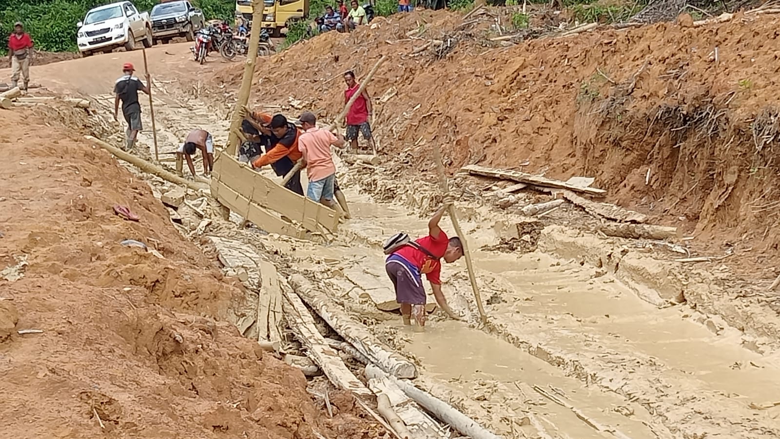 Gubuk Tempat Istirahat Dibakar, Warga Bongkar "Jalan Miting" di Jelai Hulu Ketapang