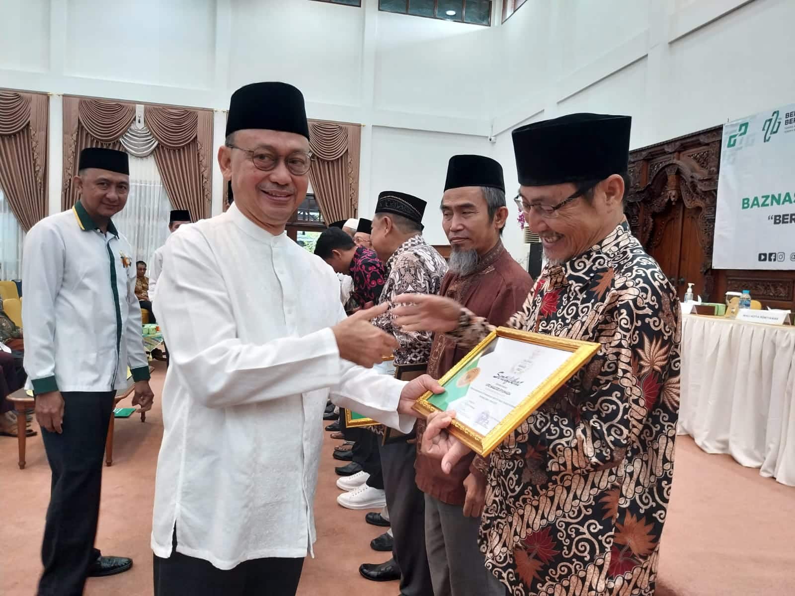 Edi Sebut Zakat Miliki Dampak Sosial Luar Biasa