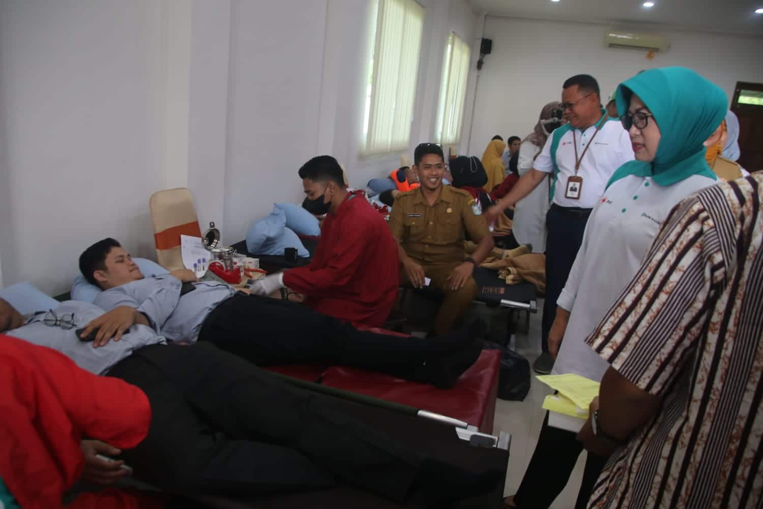 Gandeng PMI, Bank Kalbar Gelar Donor Darah Dalam Rangka HUT ke-59