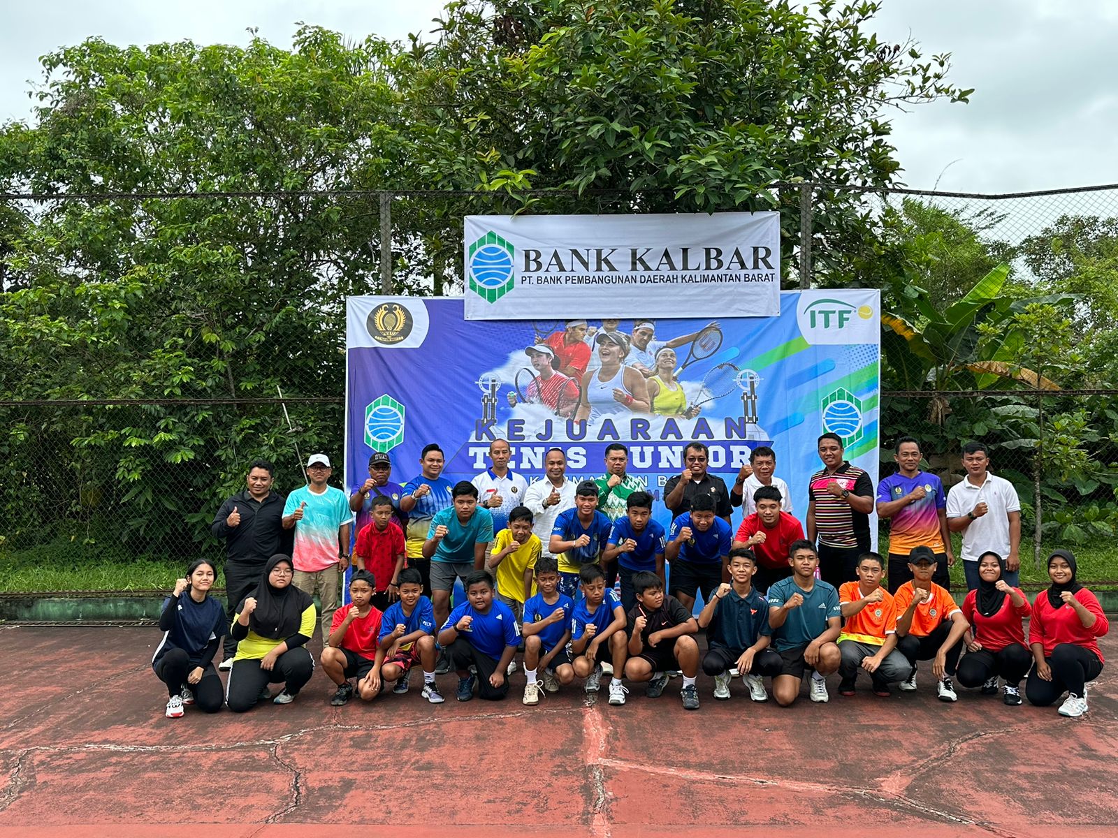 Dua Atlet Pelti Kapuas Hulu Ikuti Kejuaraan Junior Tenis Lapangan di Pontianak