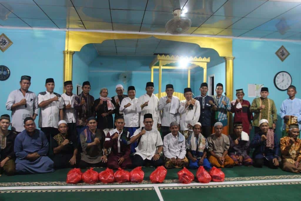 Hari ke 8, Sekda Kapuas Hulu Safari Ramadhan di Masjid Al Aminin Nanga Sambus 