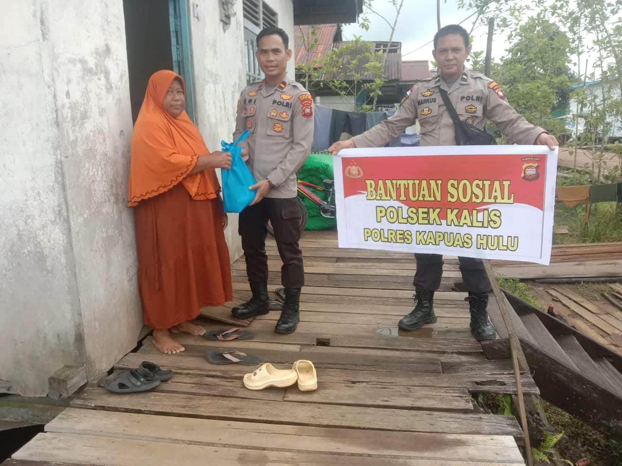 Bantu Warga Kurang Mampu, Polsek Kalis Gelar Baksos Ramadhan 1444 H