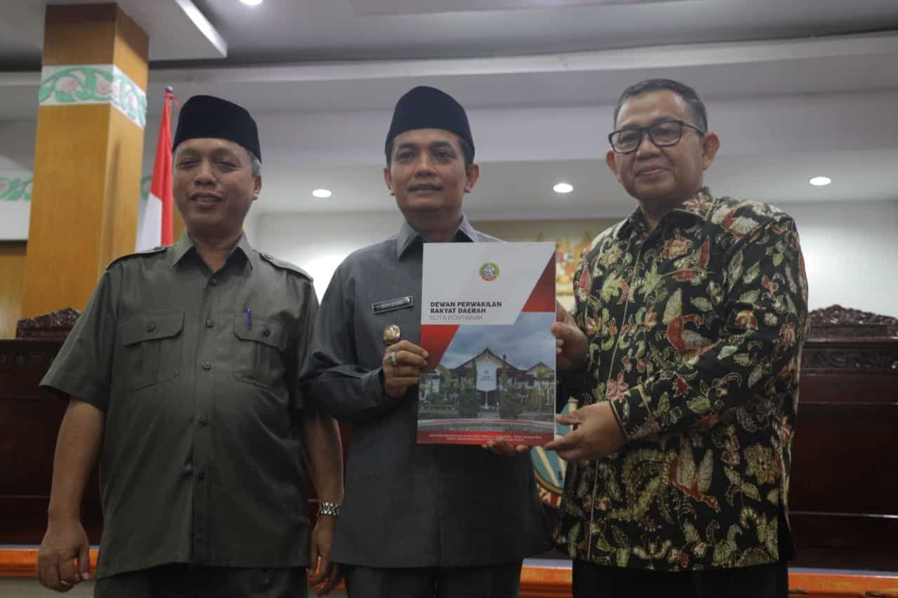 Tanggapi LKPJ Wali Kota Pontianak, DPRD Serahkan 35 Rekomendasi