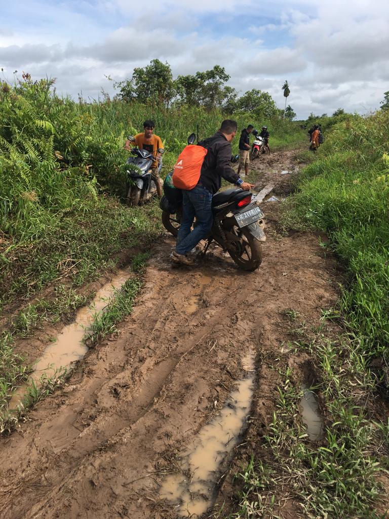 Ketua LP3KKU Desak Pemda dan DPRD Lakukan Perbaikan Jalan Kemboja