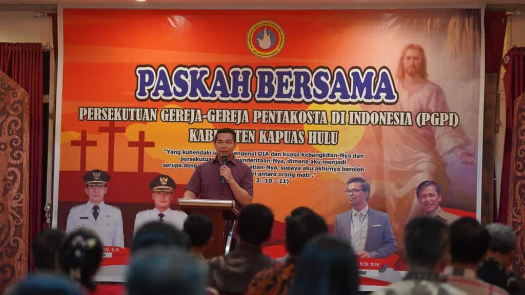Bupati Fransiskus Diaan Hadiri Paskah bersama PGPI Kapuas Hulu