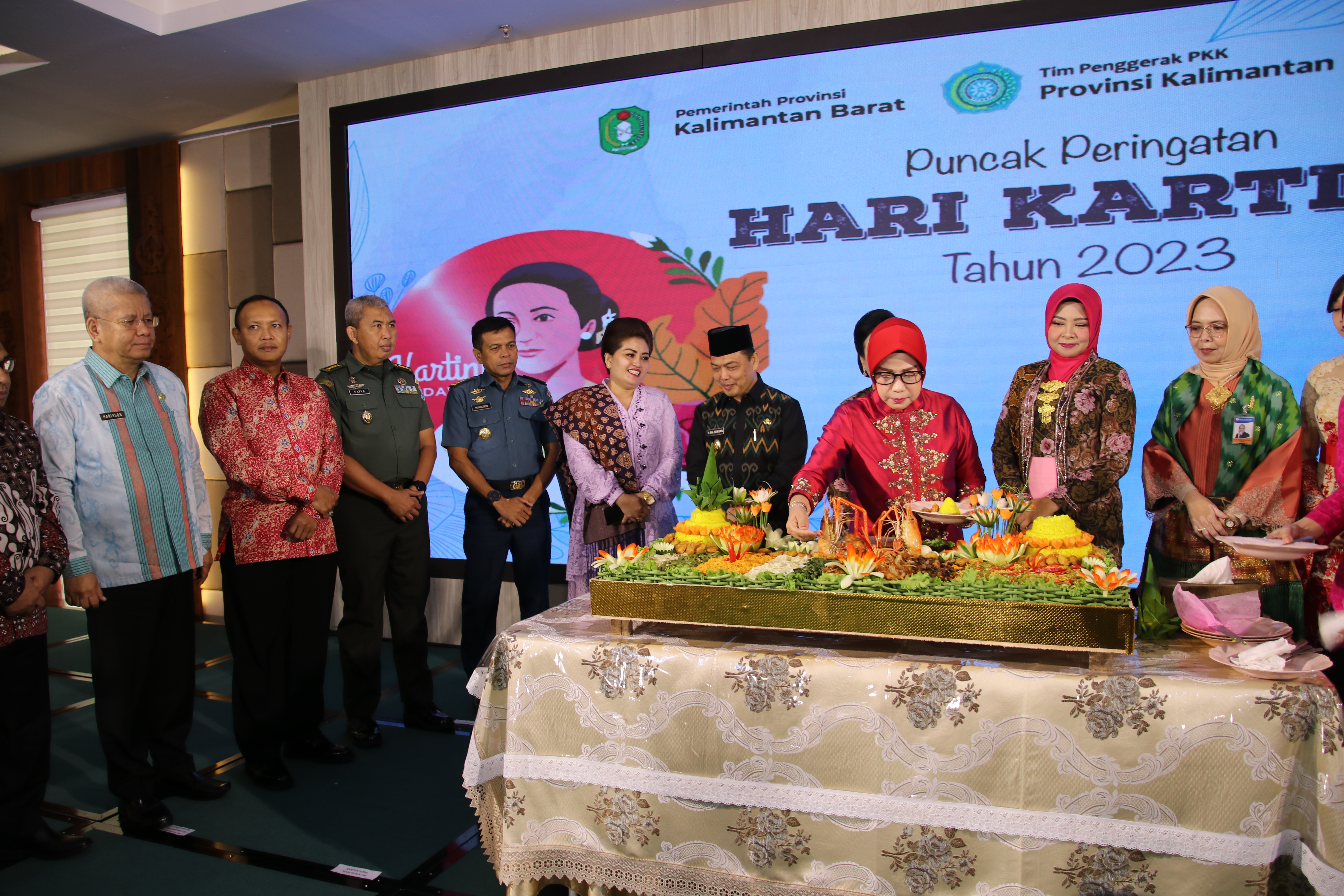 Momen Hari Kartini 2023, Wagub Kalbar Ajak Wanita-wanita Kalbar Terus Berinovasi dan Berpartisipasi Dalam Pembangunan Daerah