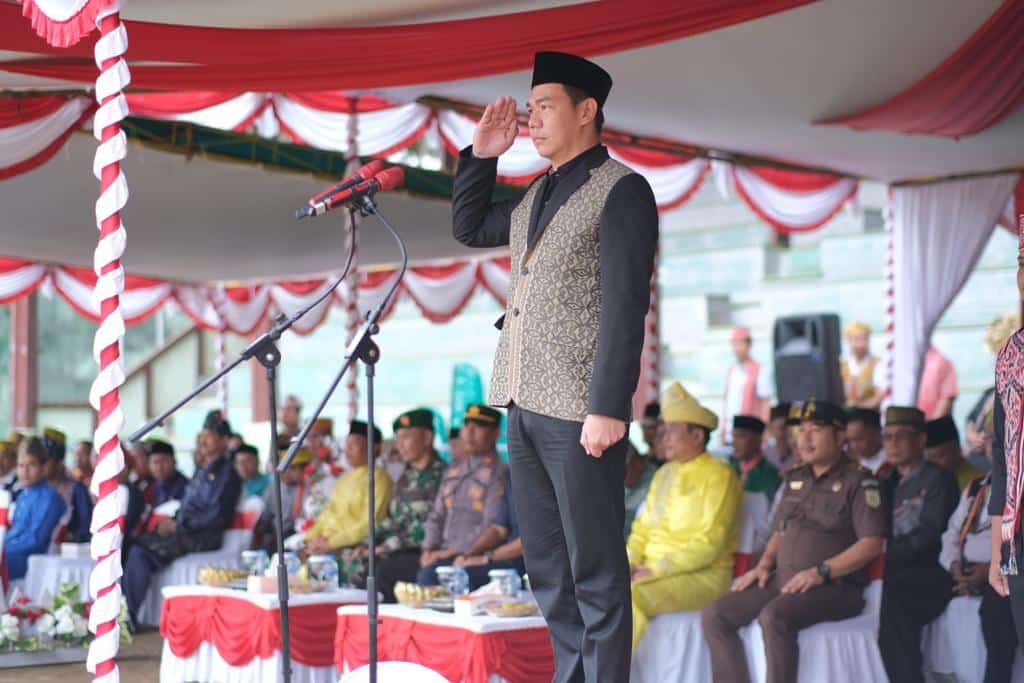 Pimpin Apel Peringatan Hardiknas 2023, Bupati Kapuas Hulu Bacakan Pidato dari Nadiem Makarim