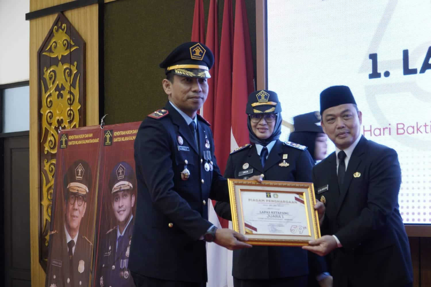 Lapas Ketapang Terima Tiga Penghargaan di Hari Bhakti Pemasyarakatan ke 59
